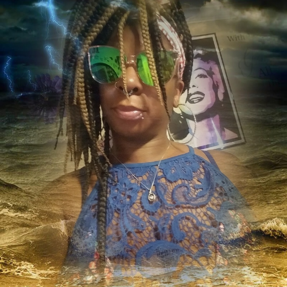 Meet your Posher, Raven